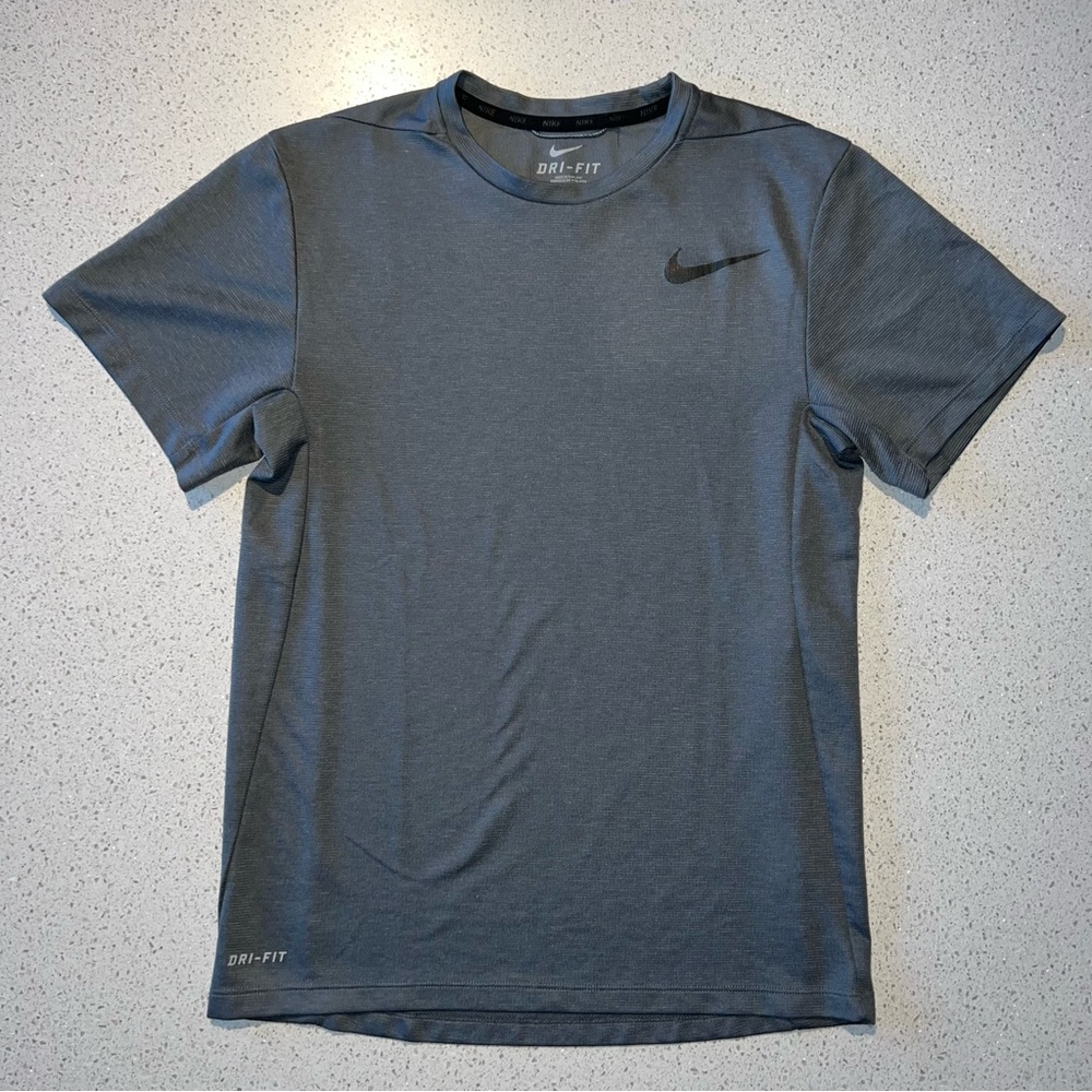 nike tee